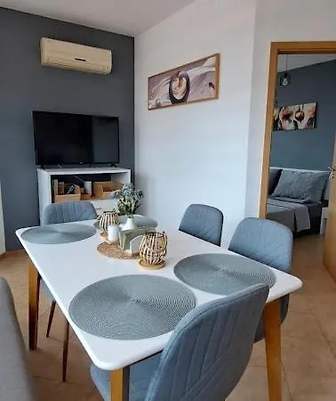 아파트 Royal Sun