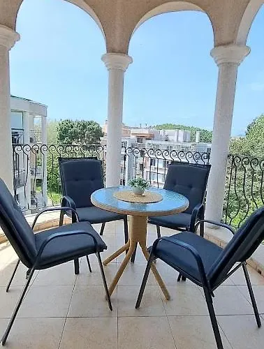 Royal Sun * Σάνι Μπιτς