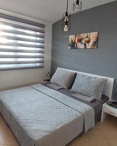 Royal Sun * ساني بيتش